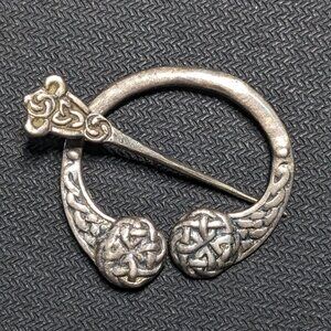 Ward Brothers Vintage Sterling Silver Celtic Brooch